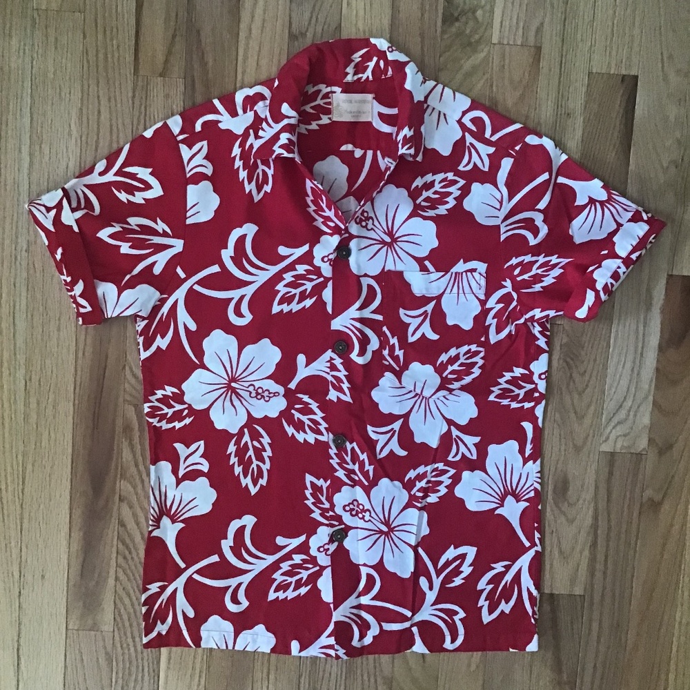 Vintage Red Royal Hawaiian Mid Century 1940s/1950s/1960s Loop Collar Aloha Shirt